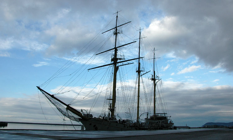 «Ядран» — легендарный корабль ВМФ Югославии