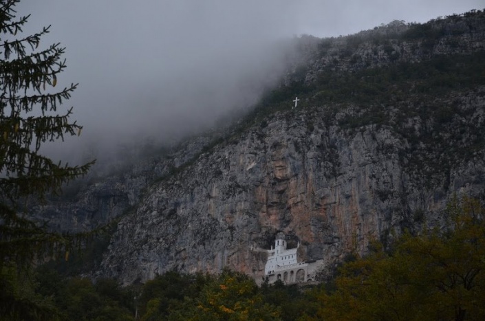 Монастырь Острог в Черногории. Фото: Facebook, Manastir Ostrog