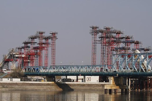Строительство моста Жежеля в Нови-Саде. Фото: TANJUG, Jaroslav Pap
