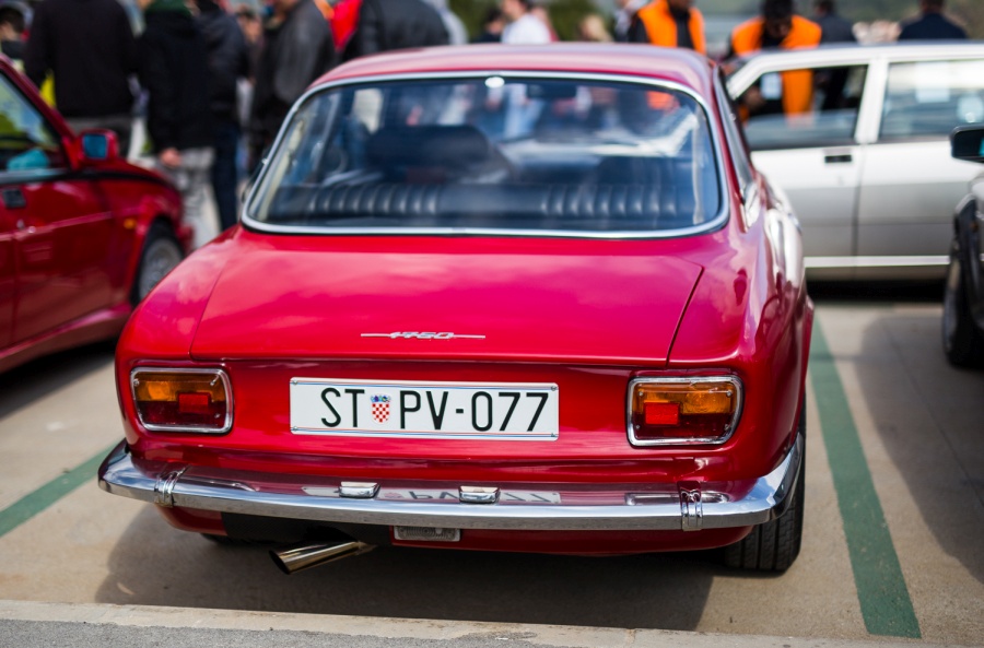 Выставка раритетных автомобилей в Сплите