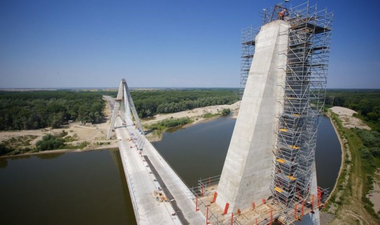 Строительство моста через Драву