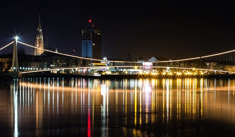 Вид на вечерний Осиек в феврале 2016 года