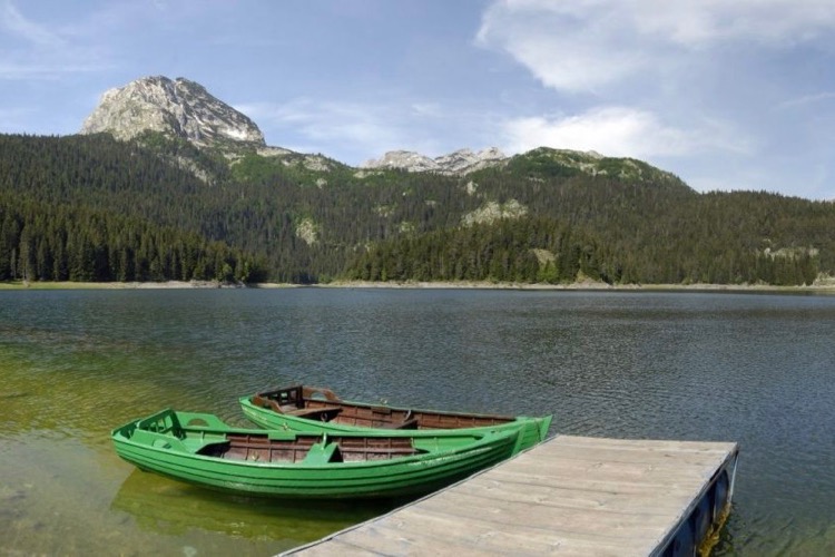 На Черном озере стартует сезон рыбалки