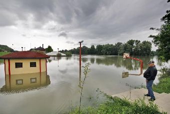 Пик наводнения в сербском Апатине