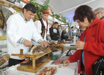Седьмая Международная ярмарка пршута в хорватском Тиняне