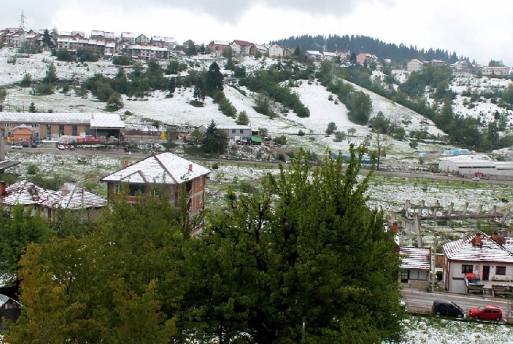 Снег в Сербии в мае 2016 г. 