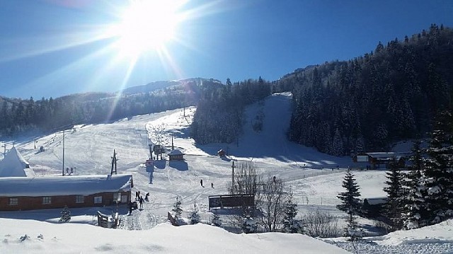Горнолыжный курорт "Колашин 1450". Фото: Ski centar Kolašin 1450, Facebook