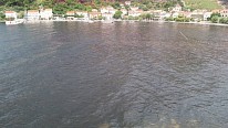 Почерневшее море у Дубровника. Фото: http://dubrovacki.hr, Antun Poljanić, Facebook