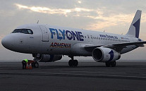 Самолет авиакомпании FlyOne Armenia. Фото: armenia.fly-one.ru