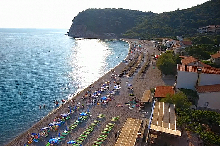 Пляж в поселке Булярица. Фото: Bankar.me