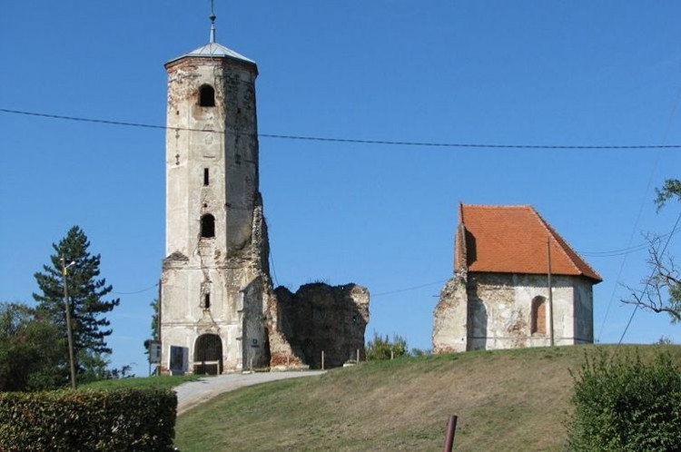 Церковь Святого Мартина в г. Дуго-Село. Фото: Commons.wikimedia.org