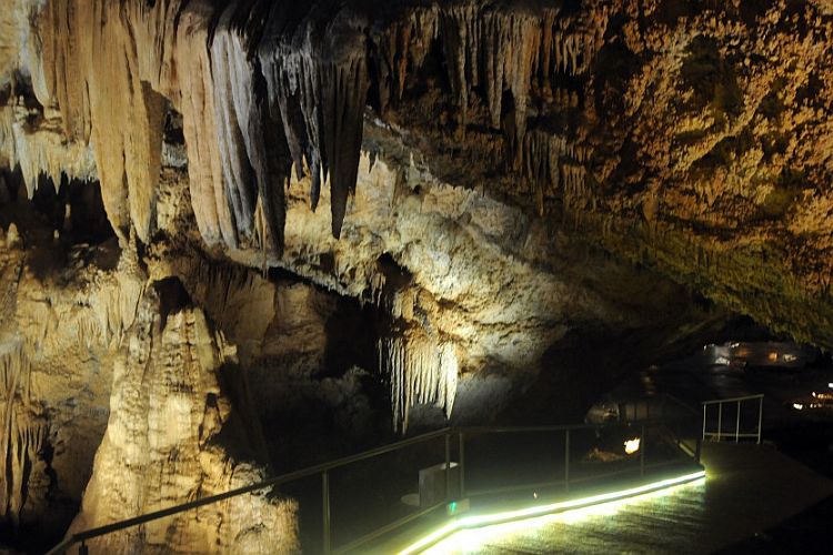 Липская пещера. Фото: Cdm.me