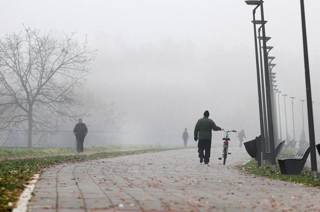 Туман в Нови-Саде в начале декабря