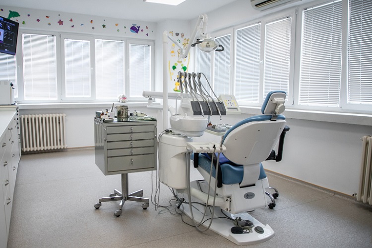 Стоматологическое учреждение в Клиническом центре в Подгорице. Фото: Cdm.me