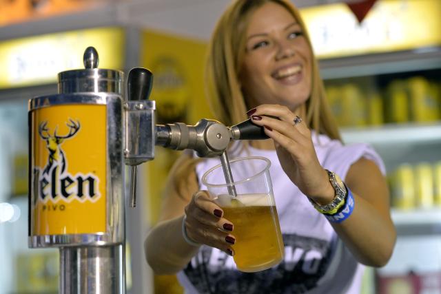 Открытие фестиваля пива в Белграде