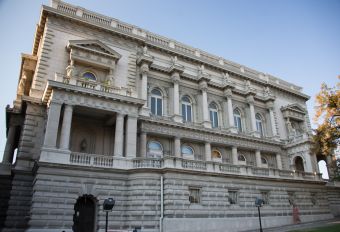 Королевский дворец в Белграде