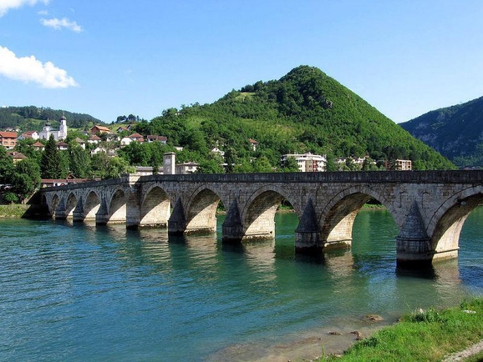 Мост через Дрину в г. Вишеград Республики Сербской Боснии и Герцеговины. Фото: Sarajevotimes.com