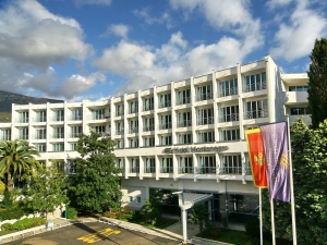 Гостиница Montenegro в Бечичи