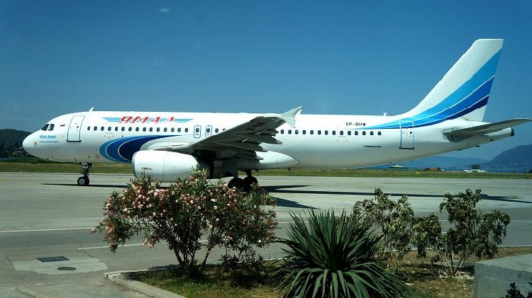 Самолет Airbus A320 авиакомпании Yamal Airlines. Фото: Photo.airlines-inform.ru