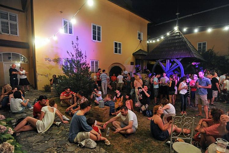 Фестиваль Dvorišta Gornjeg grada в Загребе. Фото: Facebook, Dvorišta / The Courtyards