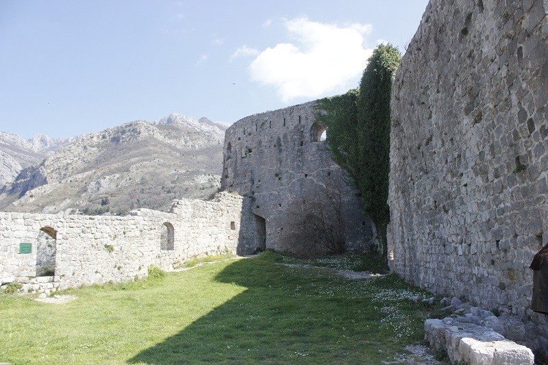Крепость Старый Бар