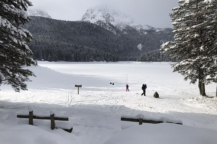 Черное озеро в январе 2019 года
