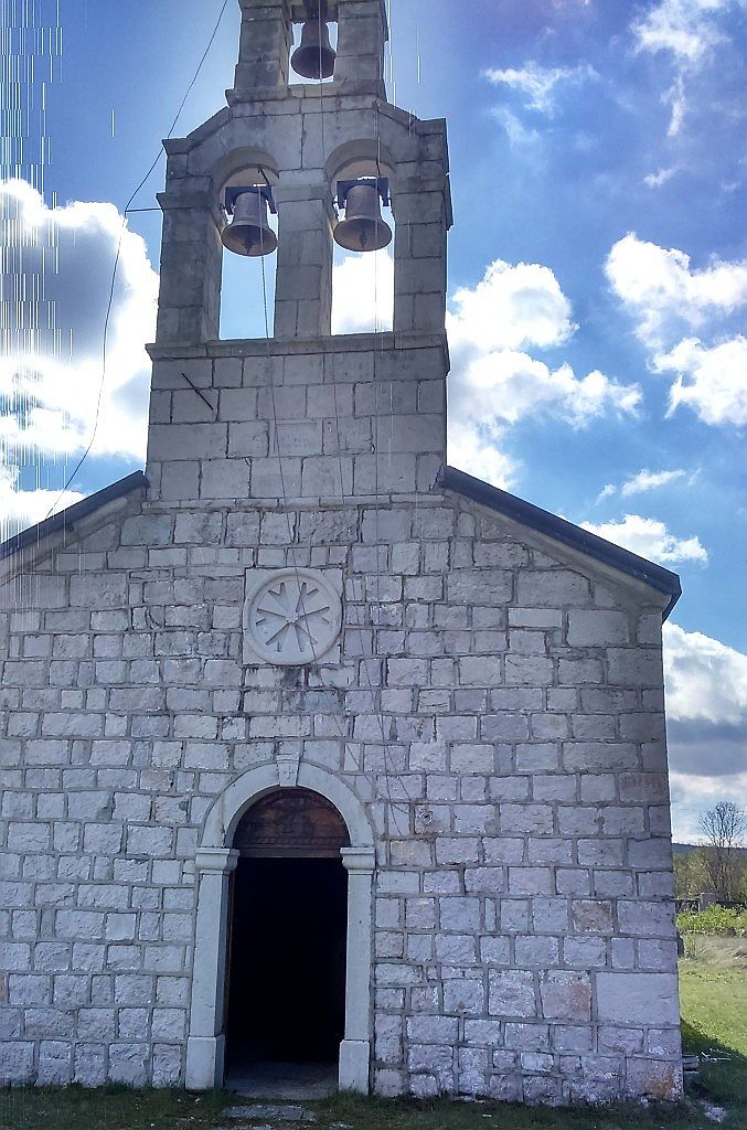 Новые колокола в церкви Святого Иоанна Крестителя под Никшичем