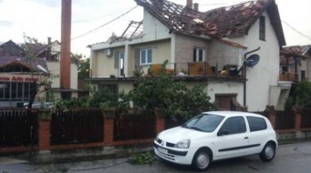 Ураган в сербском селе Шопич. Фото: Blic.rs