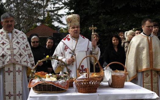 Пасха в сербском городе Руски-Крстур