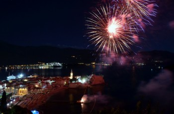 Празднование Дня государственности Черногории в Будве