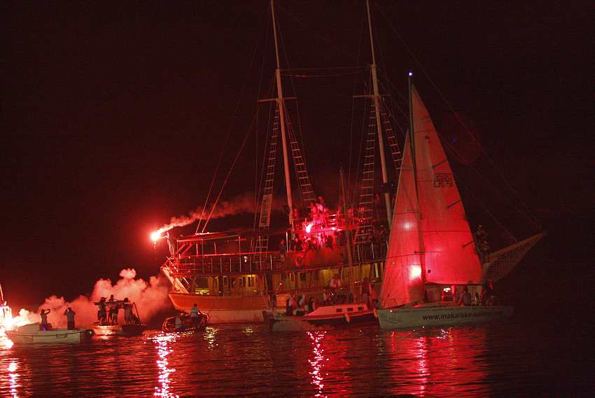 Реконструкция морского боя у города Макарска