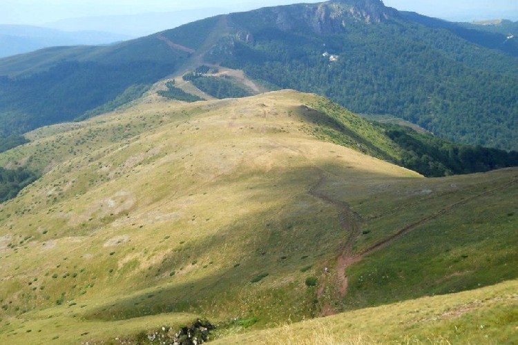 Парк природы «Стара-Планина» летним днем