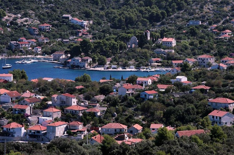 Хорватский остров Дрвеник-Вели