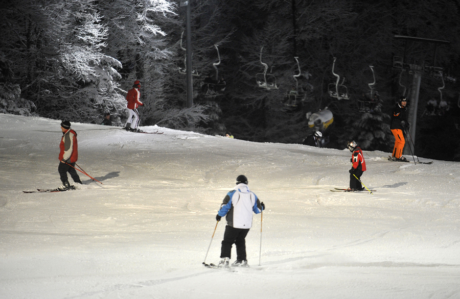 Ночные катания на хорватском горнолыжном курорте Слеме 