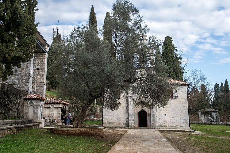 Церковь Св. Георгия в Подгорице - старейший действующий храм в Черногории