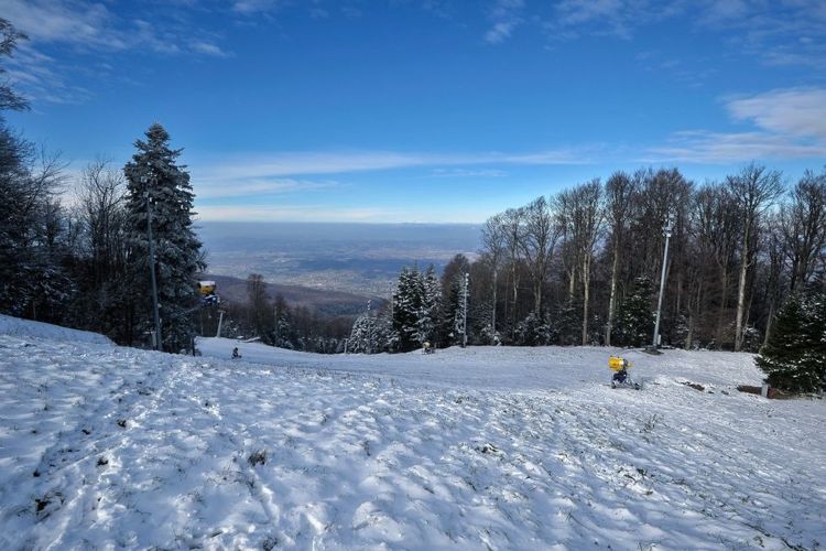 Гора Слеме у Загреба в начале зимнего сезона 2016-2017 гг.