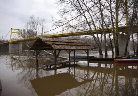 Чрезвычайное положение в сербской Каниже