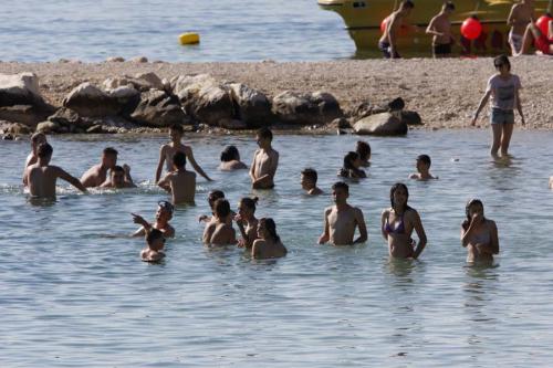 Бархатный сезон на пляжах Макарской ривьеры