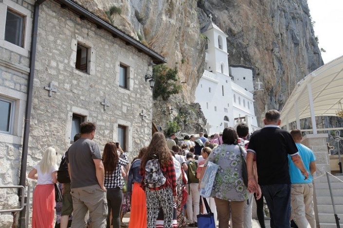 Монастырь Острог в Черногории