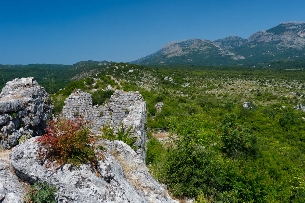 Древний город Свач в Черногории