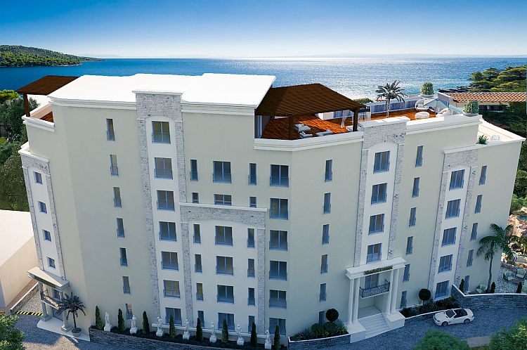 Трехкомнатная квартира с видом на море в новом комплексе в Бечичи, Черногория