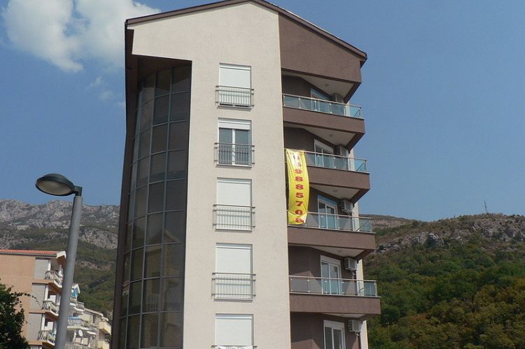 Квартира-студия в Черногории, в Бечичи
