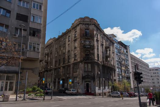 Улица Поп-Лукина в Белграде