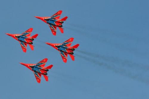 Авиационная группа "Стрижи" в небе над Белградом