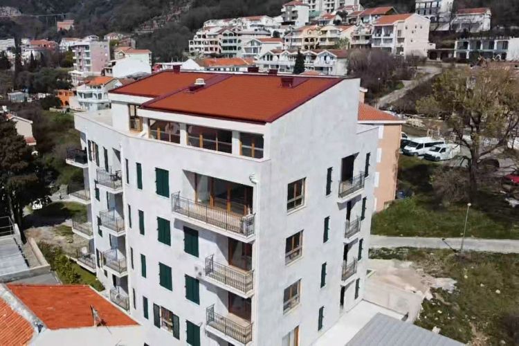 Двухкомнатная квартира в новом доме в  Петроваце, Черногория