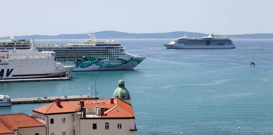 Круизные лайнеры в Сплите